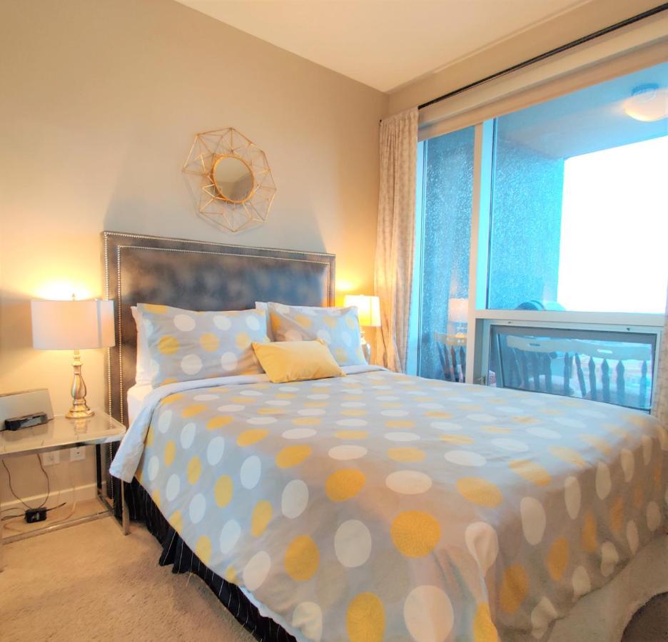 Monki Di Executive Suites - Alura Calgary Bagian luar foto